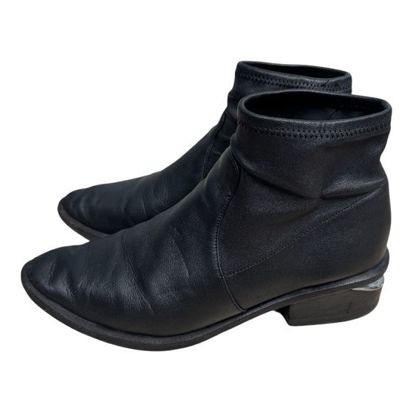 Alexander Wang Kori Rhodium Stretch-Leather Sock
Boots Stretch Leather Shoe 7.5 - Picture 1 of 8
